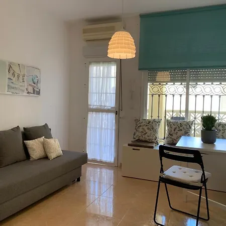Cozy Apartment La Carihuela Apartament